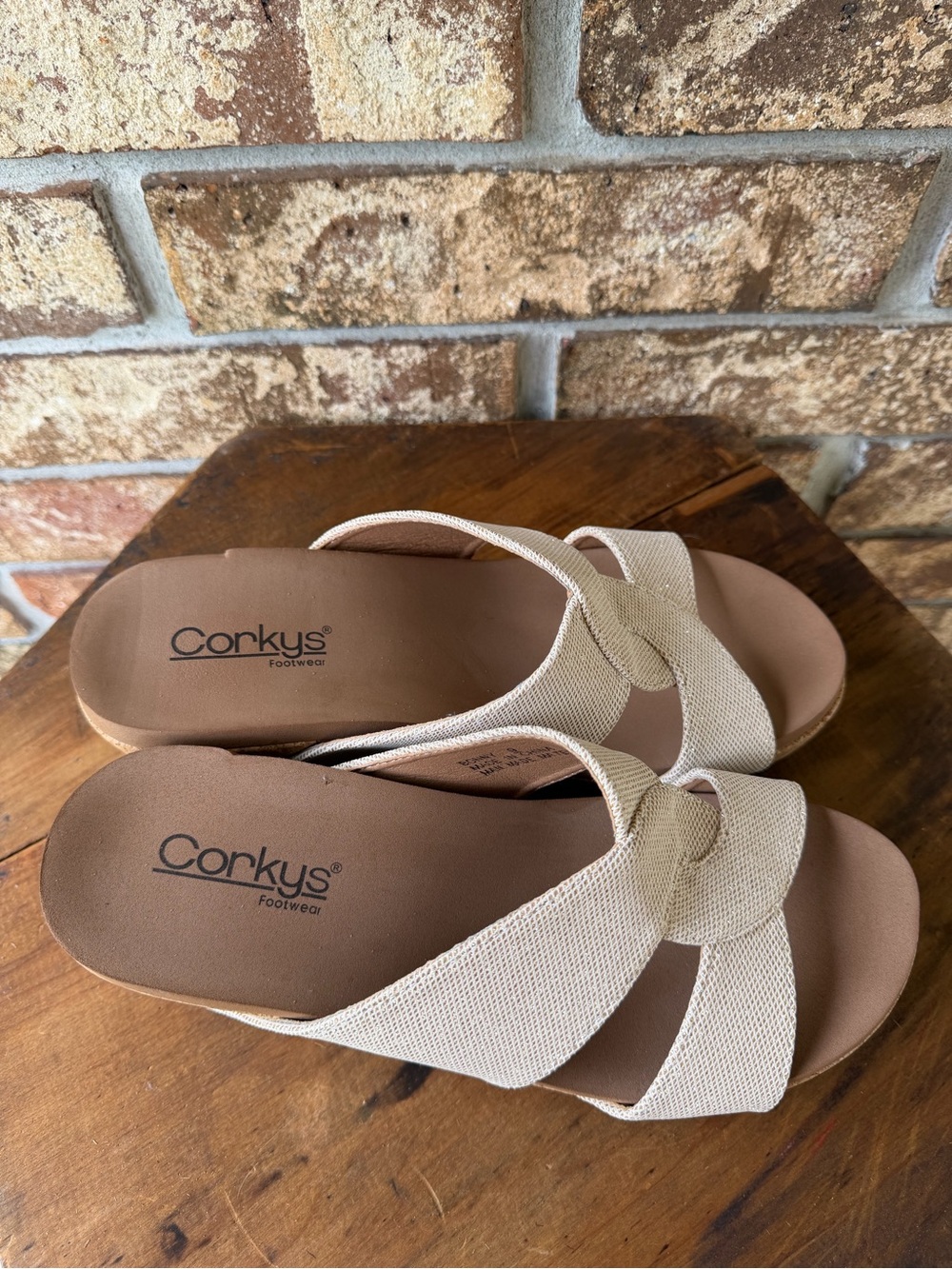 Corkys Footwear Bonny Studded Wedge Sandals Women’s Size 9 - Picture 5 of 11